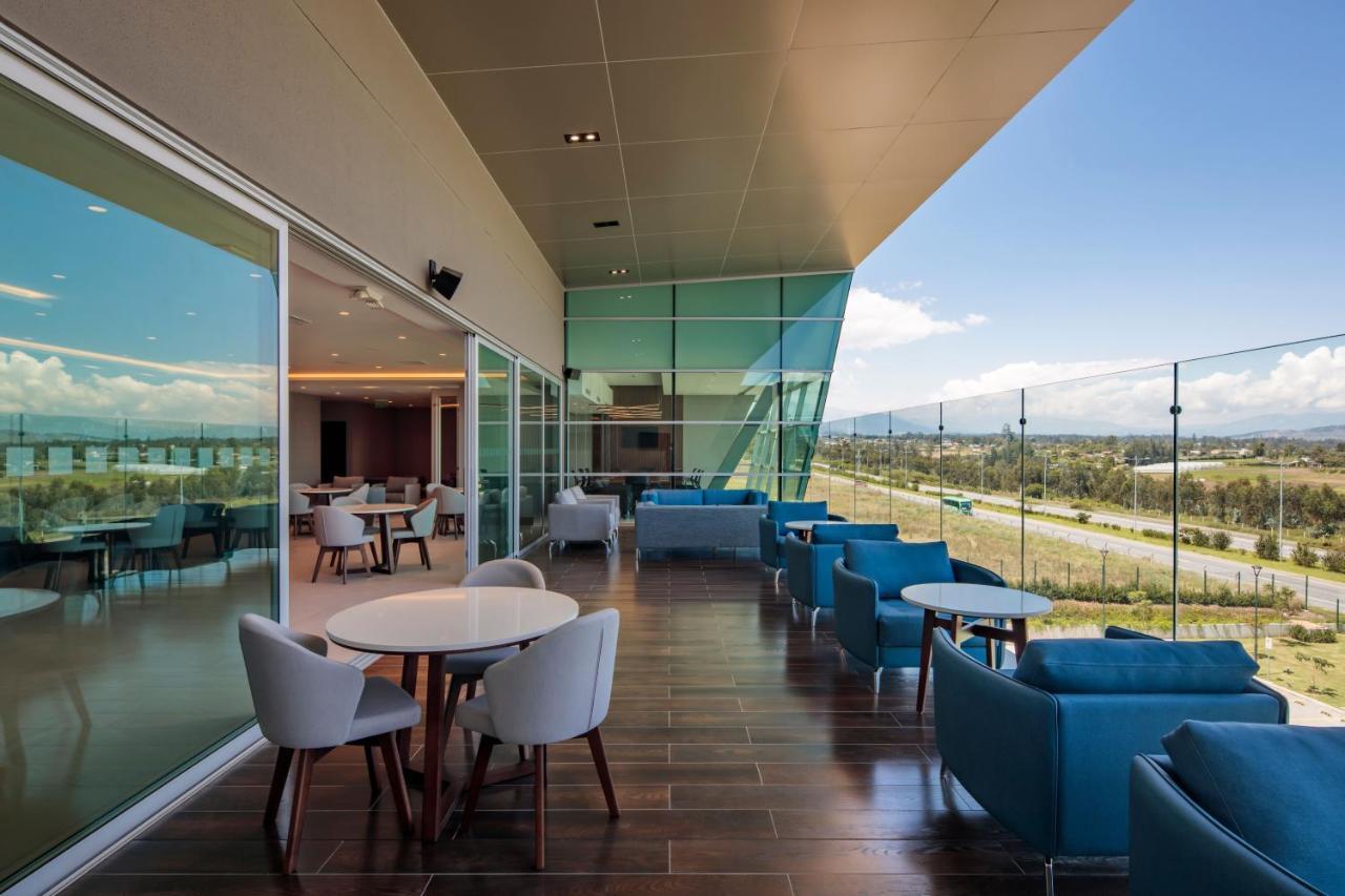 Holiday Inn - Quito Airport By Ihg Tababela Zewnętrze zdjęcie The VIP lounge at the airport.
