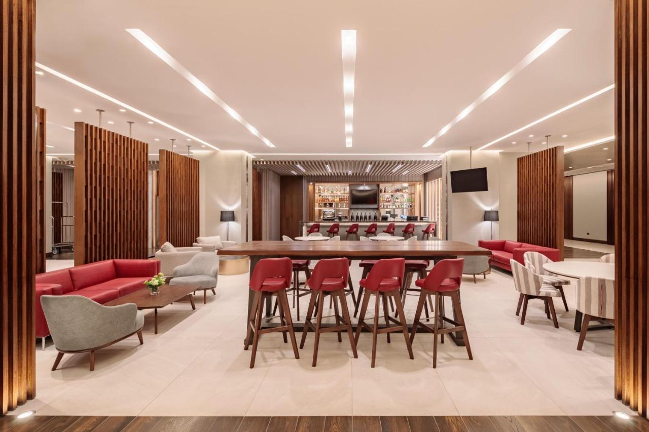 Holiday Inn - Quito Airport By Ihg Tababela Zewnętrze zdjęcie The lounge at the airport