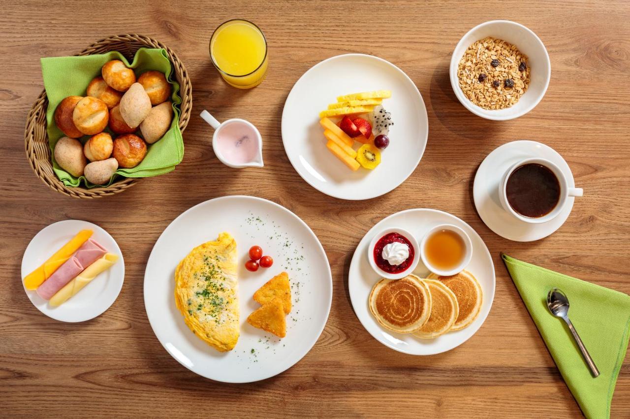 Holiday Inn - Quito Airport By Ihg Tababela Zewnętrze zdjęcie A typical breakfast